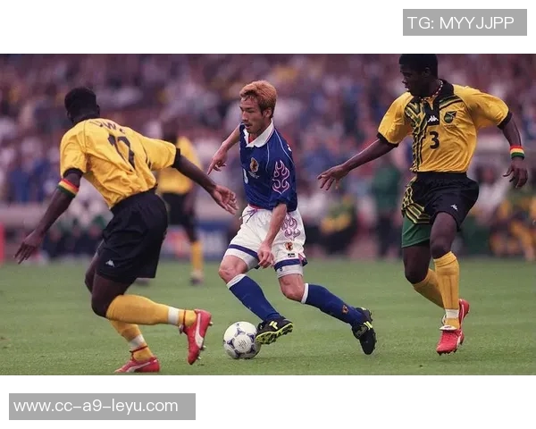 意甲历史上出场次数最多的亚洲球员阵容揭秘中田英寿与长友佑都领衔