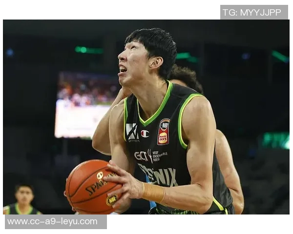 西塞表现抢眼狂揽13个篮板送出3次封盖助攻10分展现蓝领风采 西塞表现抢眼狂揽13个篮板送出3次封盖助攻10分展现蓝领风采